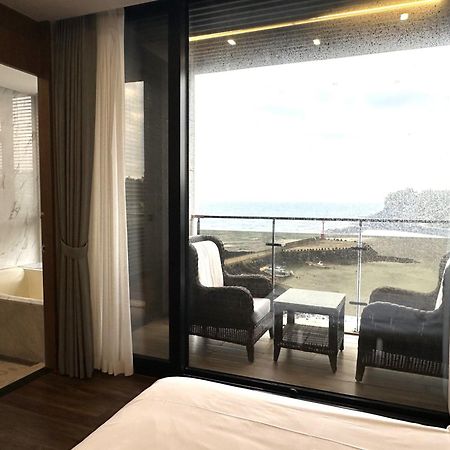 Dyne Oceano Hotel Jeju Exterior photo