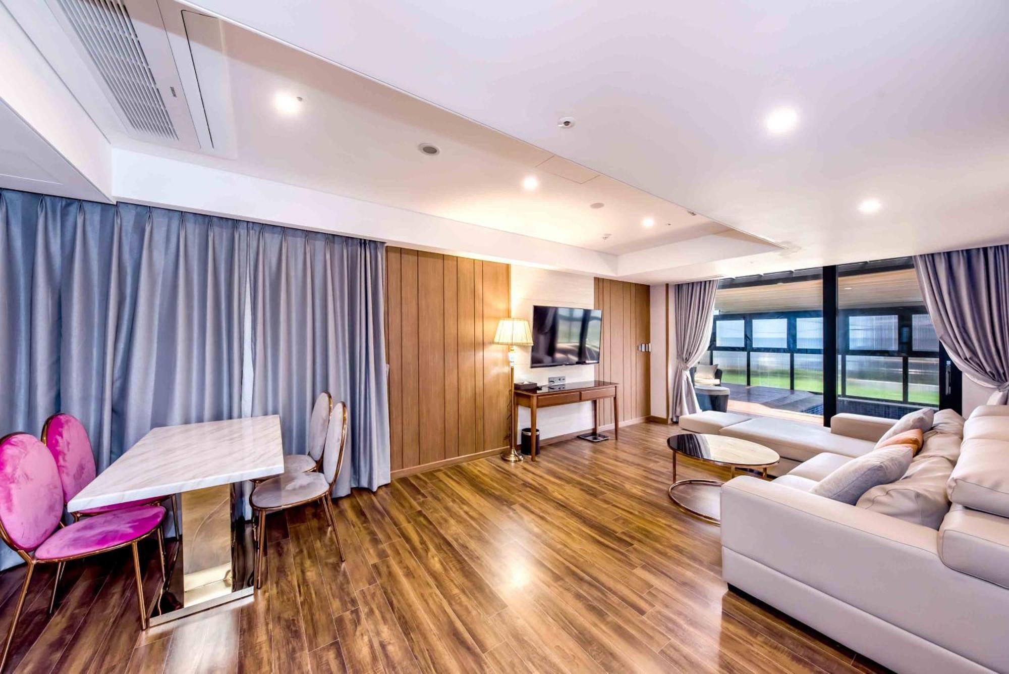 Dyne Oceano Hotel Jeju Exterior photo