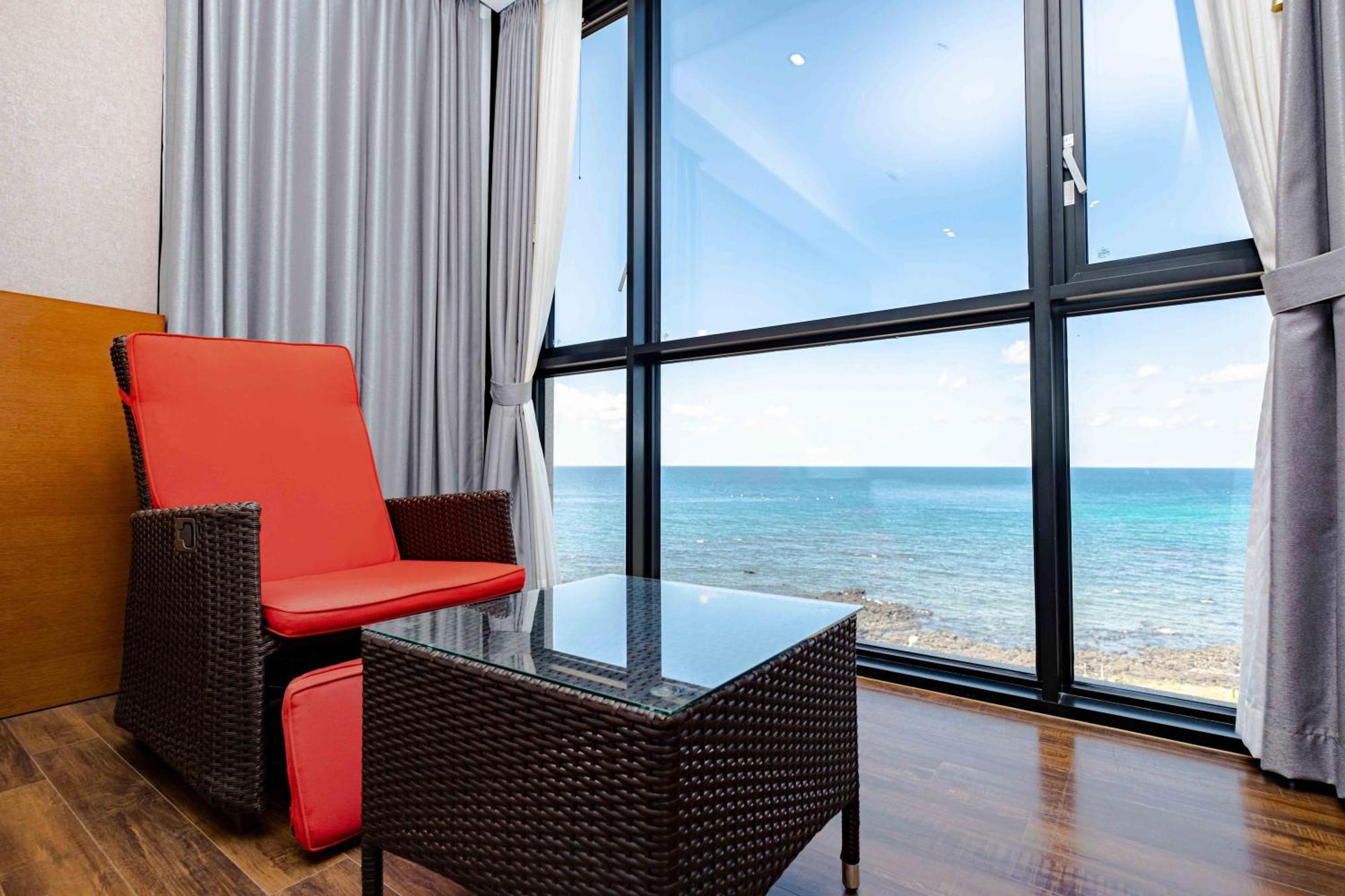 Dyne Oceano Hotel Jeju Exterior photo