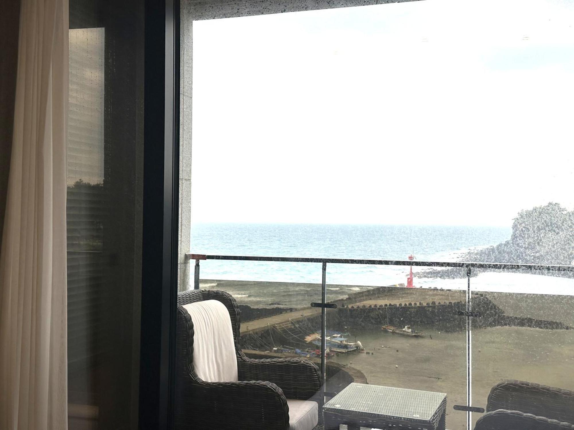 Dyne Oceano Hotel Jeju Exterior photo